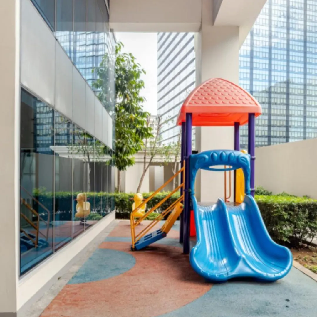Modern 1 Bedroom In Bgc With Balcony Manila